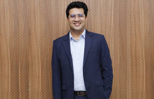Dr. Vijay Asrani